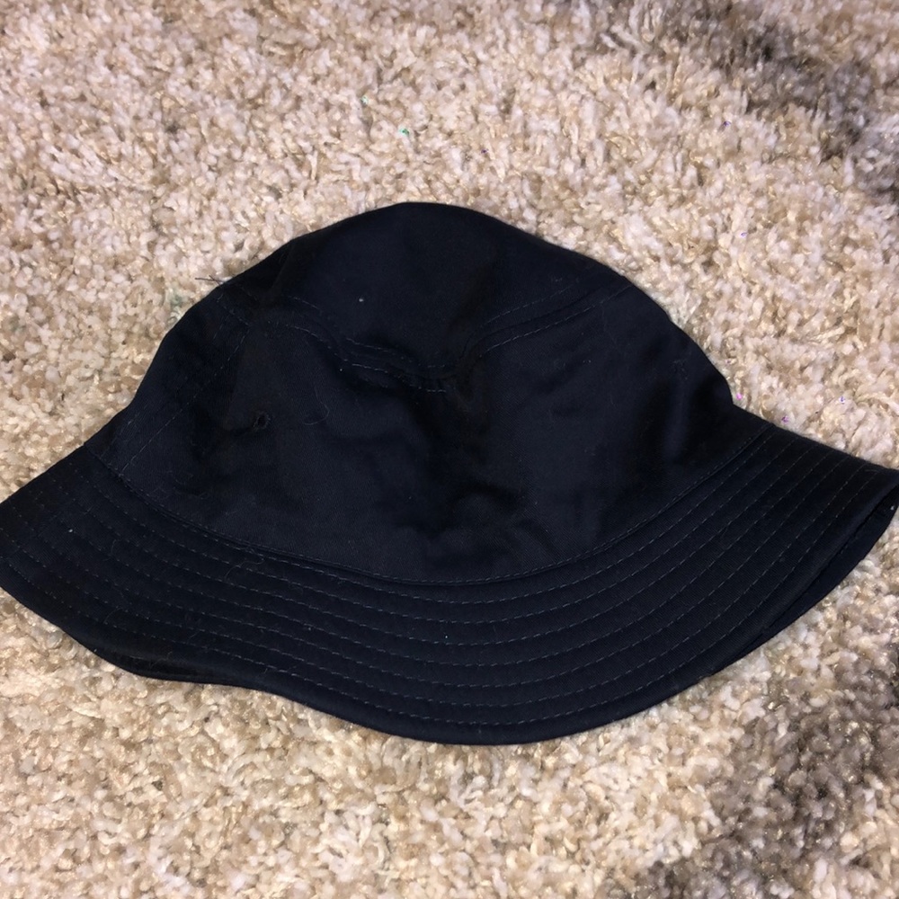 Dark blue bucket hat, fits all! Very cute